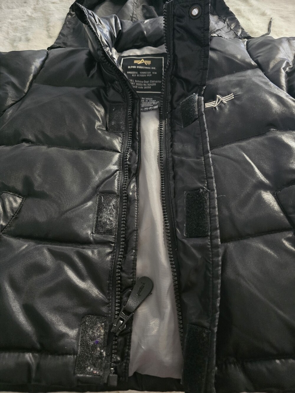 ALPHA IND. Black Kid's Puffer Jacket with Hood And Embroidered Logo - Picture 6 of 16